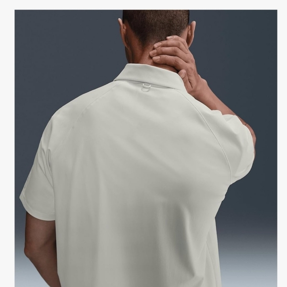 Nike 24.7 Dri - Fit  Short-Sleeve Button-Down Shirt in Light Bone - Picture 3 of 7